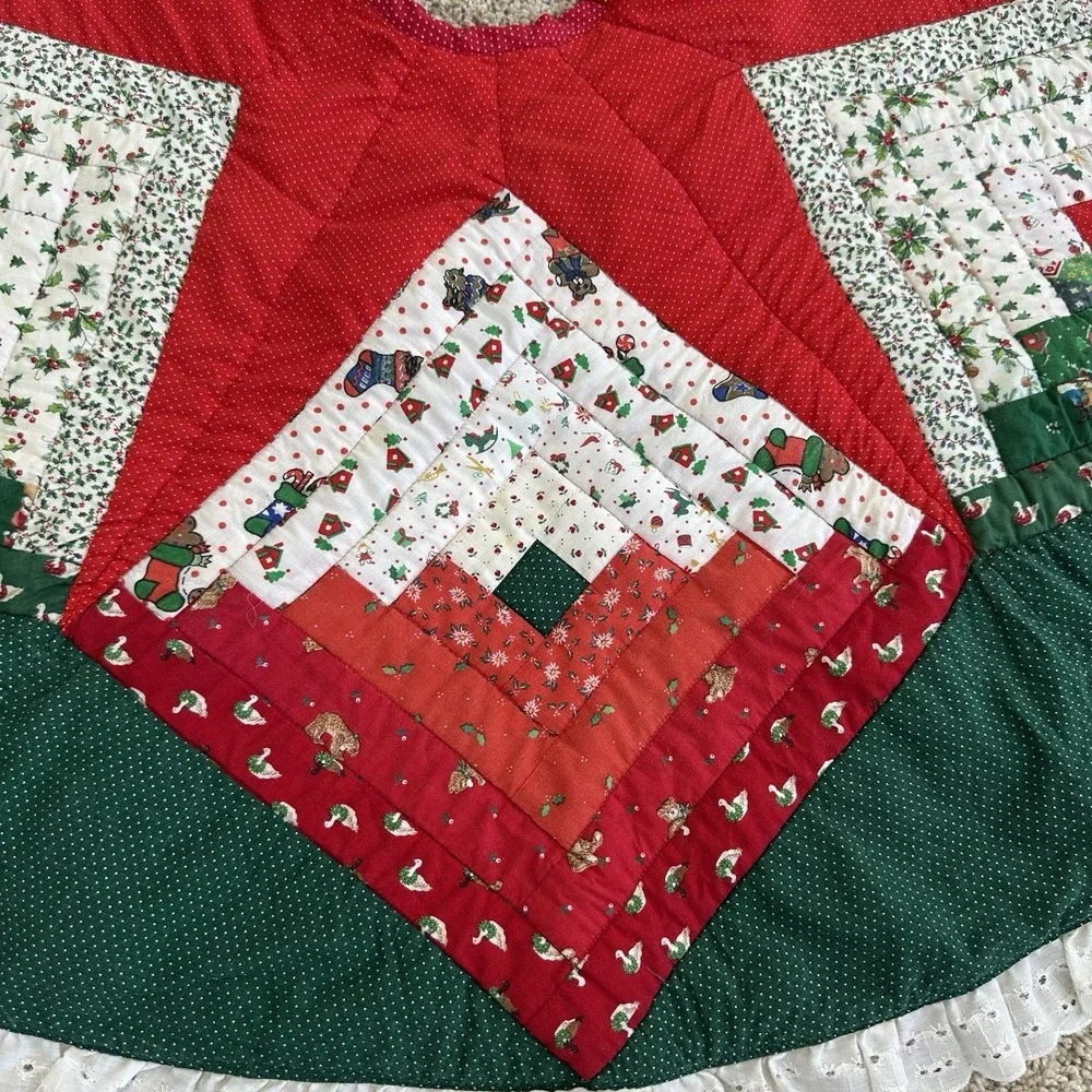 Vintage Handmade Quilted Tree Skirt Star Patchwork 41